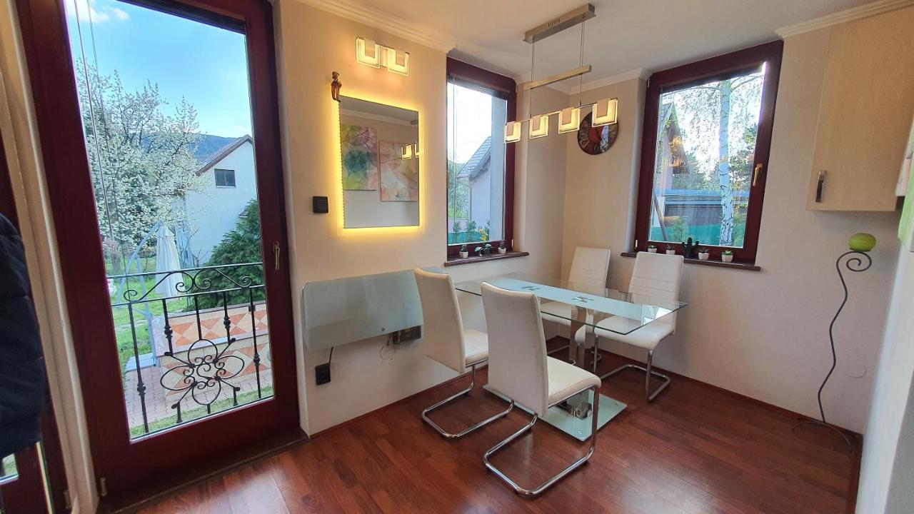 Pilis Hills View Deluxe House With Pool & Ac Near Bp Villa Pilisszentivan Dış mekan fotoğraf